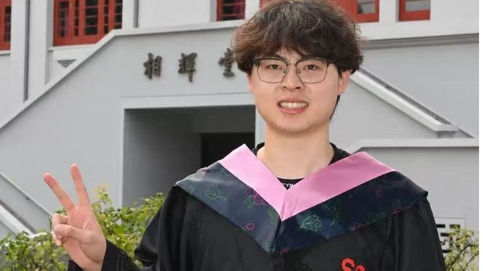 本科荣誉学生 | 李易特：行而不辍，向量化深入