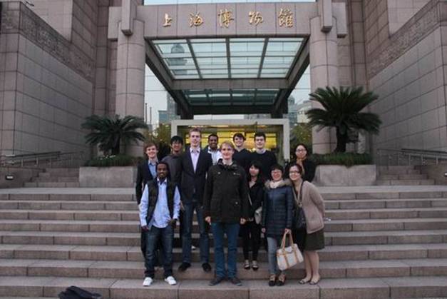 http://www.econ.fudan.edu.cn/dofiles/img/20131125120231407.jpg